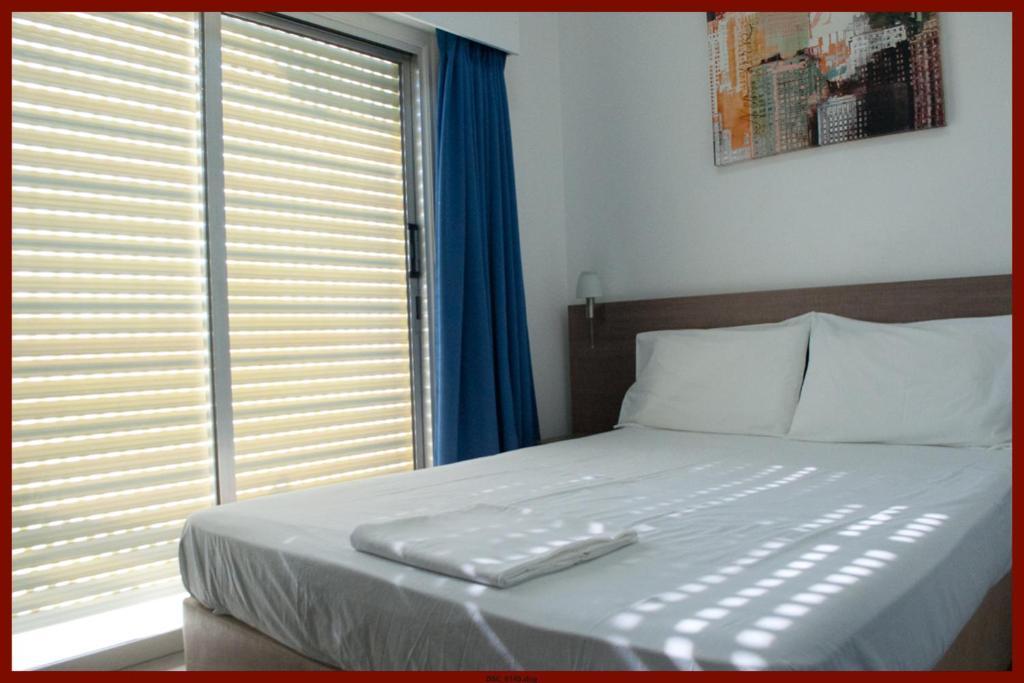St. George Rent Rooms Larnaca Luaran gambar