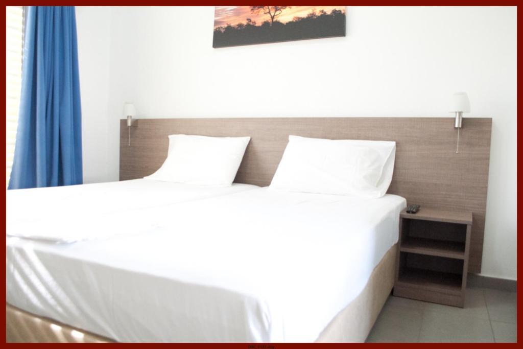 St. George Rent Rooms Larnaca Luaran gambar